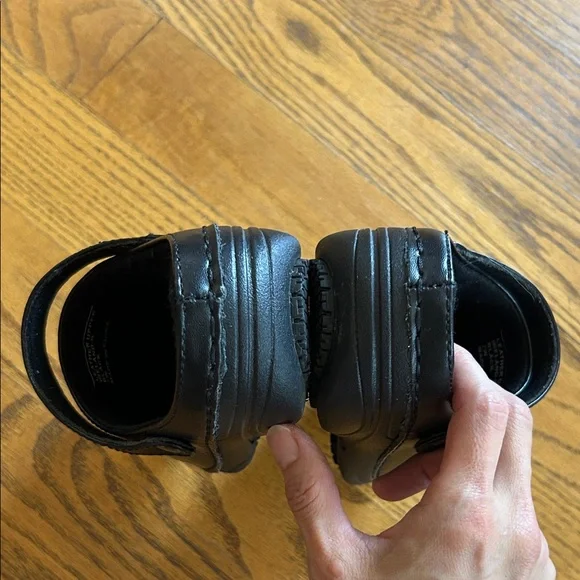 Spring Step Black Leather Mules - Picture 9 of 12